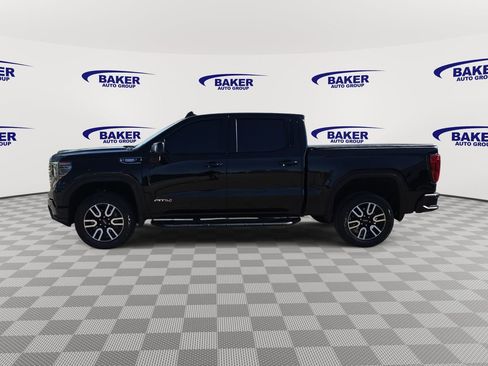 Used 2023 GMC Sierra 1500 AT4 w/ AT4 Premium Package AWD/4WD image 8