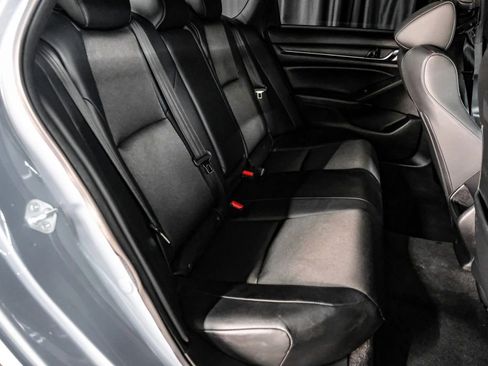 Used 2022 Honda Accord Sport image 35