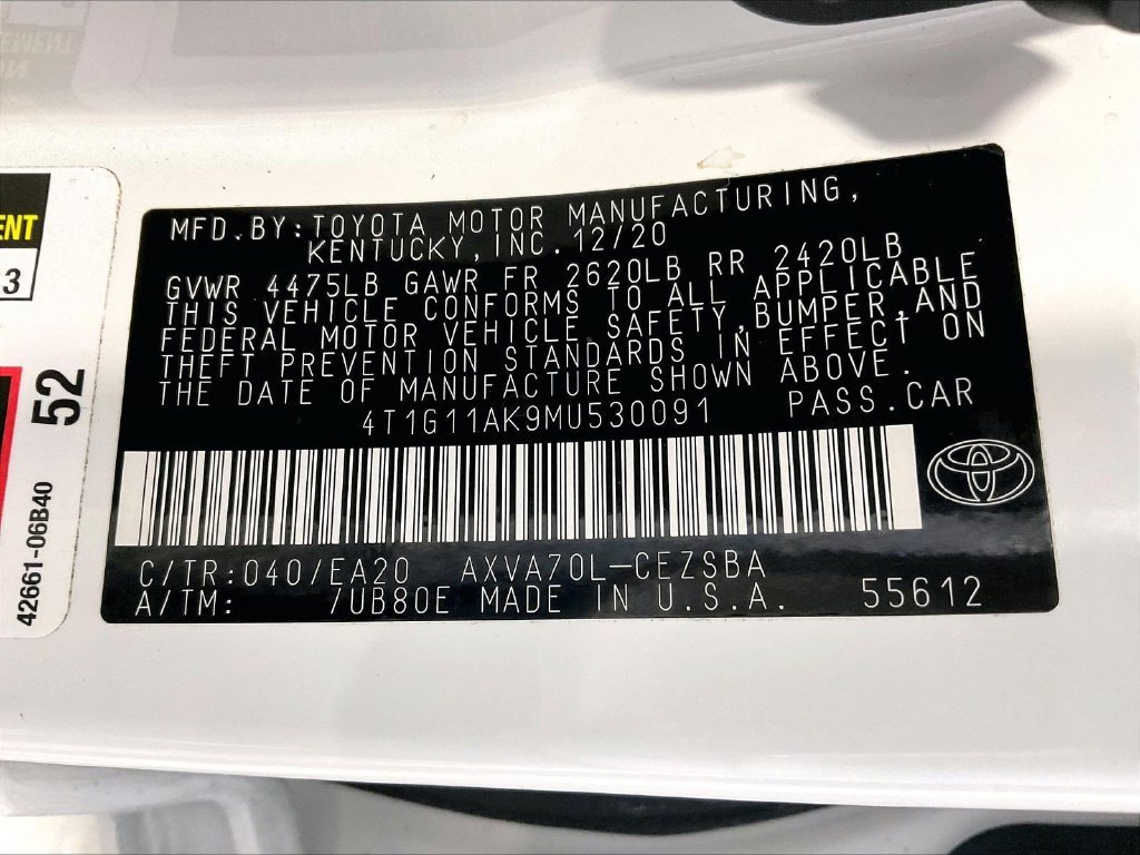 Used 2021 Toyota Camry SE w/ Cold Weather Package FWD image 35