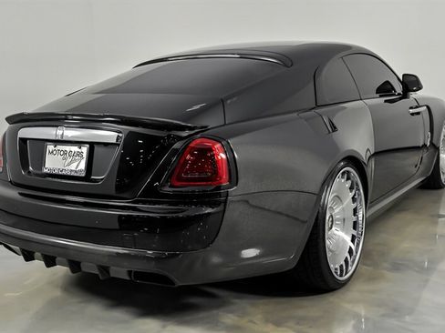 Used 2016 Rolls-Royce Wraith RWD image 10