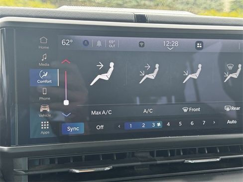 Certified 2024 Jeep Wrangler Unlimited Rubicon image 30