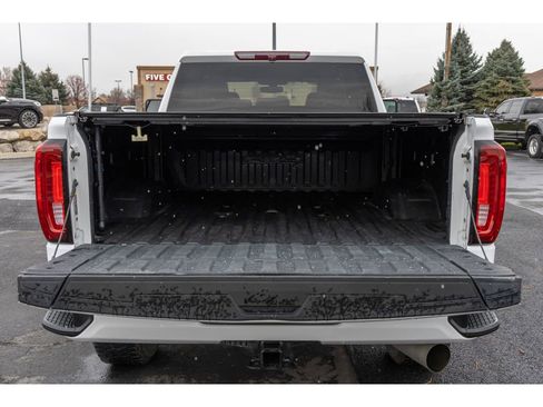 Used 2022 GMC Sierra 2500 AT4 w/ Gooseneck/5TH Wheel Package image 14