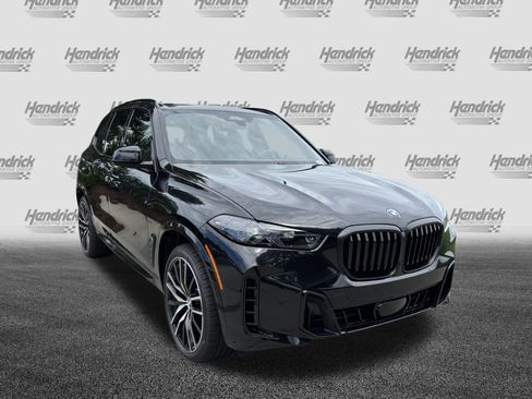 Used 2026 BMW X5 sDrive40i w/ M Sport Package image 2