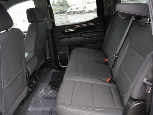 Used 2026 Chevrolet Silverado 1500 RST AWD/4WD image 17