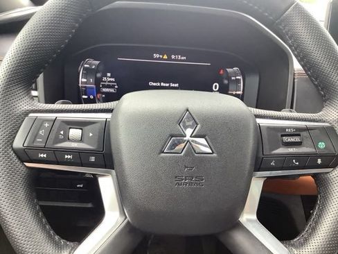 Used 2023 Mitsubishi Outlander SEL Black Edition AWD/4WD image 36