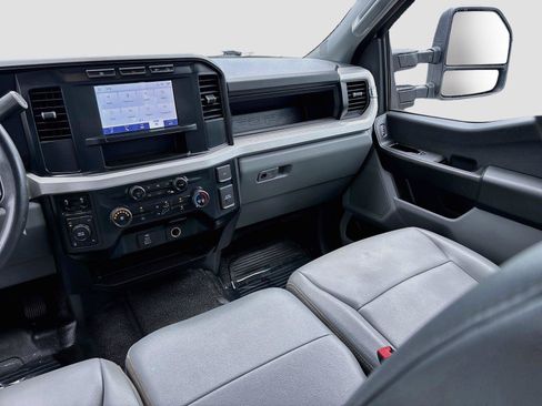 Used 2023 Ford F250 XL w/ FX4 Off-Road Package AWD/4WD image 21