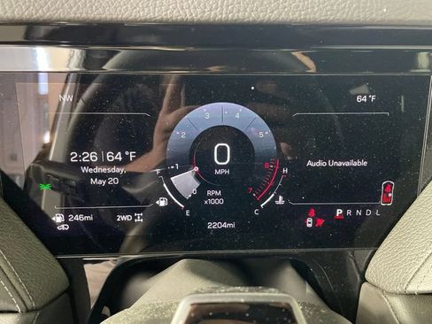 Certified 2026 GMC Yukon Denali w/ Denali Reserve Package AWD/4WD image 5