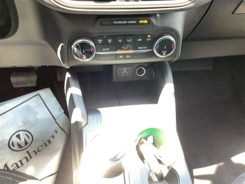 Used 2023 Ford Escape Active image 21