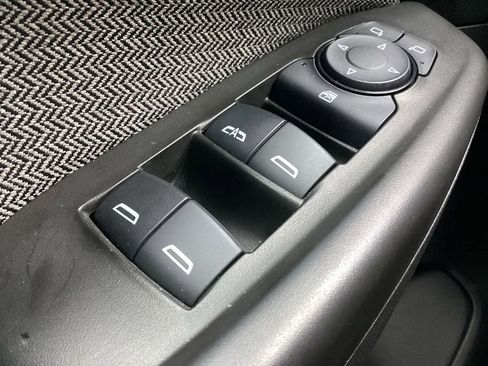 Used 2025 Chevrolet TrailBlazer LT image 24