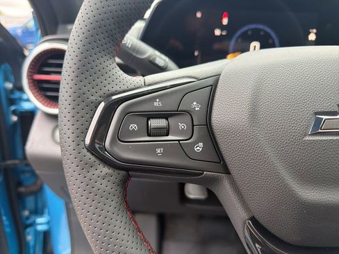 New 2026 Chevrolet Trax RS w/ Sunroof Package FWD image 19