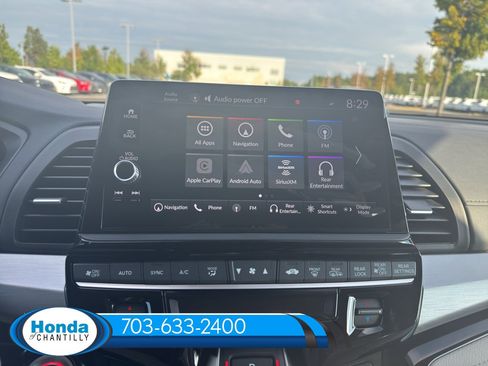 New 2026 Honda Odyssey Touring image 14