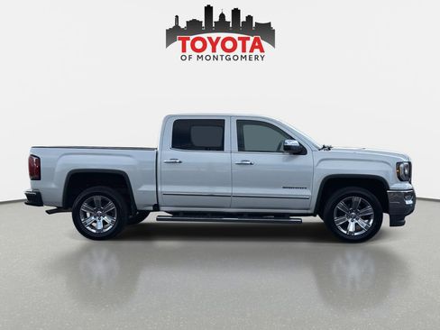 Used 2017 GMC Sierra 1500 SLT image 2