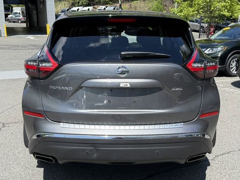 Used 2022 Nissan Murano S image 4