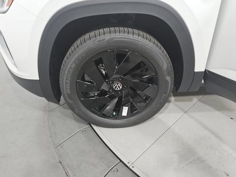 New 2026 Volkswagen Atlas SE AWD/4WD image 25