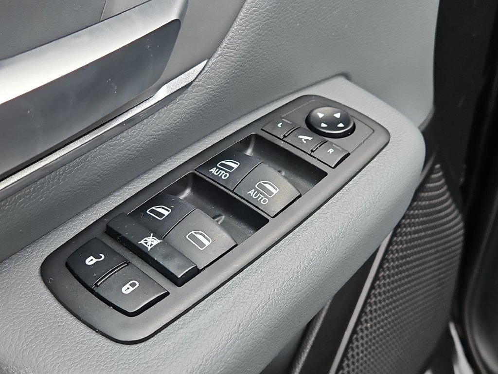 Used 2019 RAM 1500 Big Horn AWD/4WD image 25