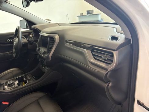 Used 2022 GMC Acadia AT4 w/ GMC Pro Grade Package AWD/4WD image 42