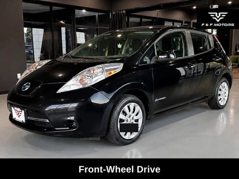 Used 2013 Nissan Leaf S w/ Charger Pkg FWD image 2