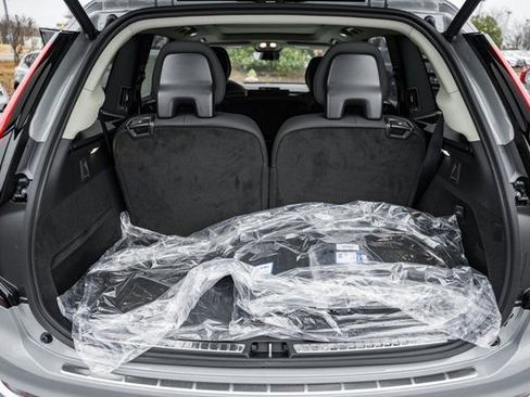 New 2026 Volvo XC90 B6 Plus w/ Protection Package Premier image 9