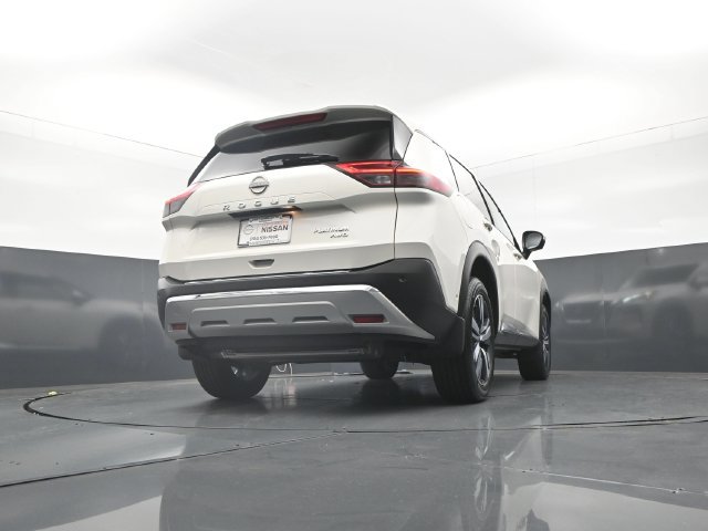 Certified 2023 Nissan Rogue Platinum w/ Platinum Premium Package AWD/4WD image 36