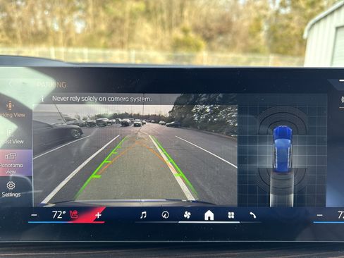 New 2026 BMW X5 xDrive40i w/ Premium Package image 14