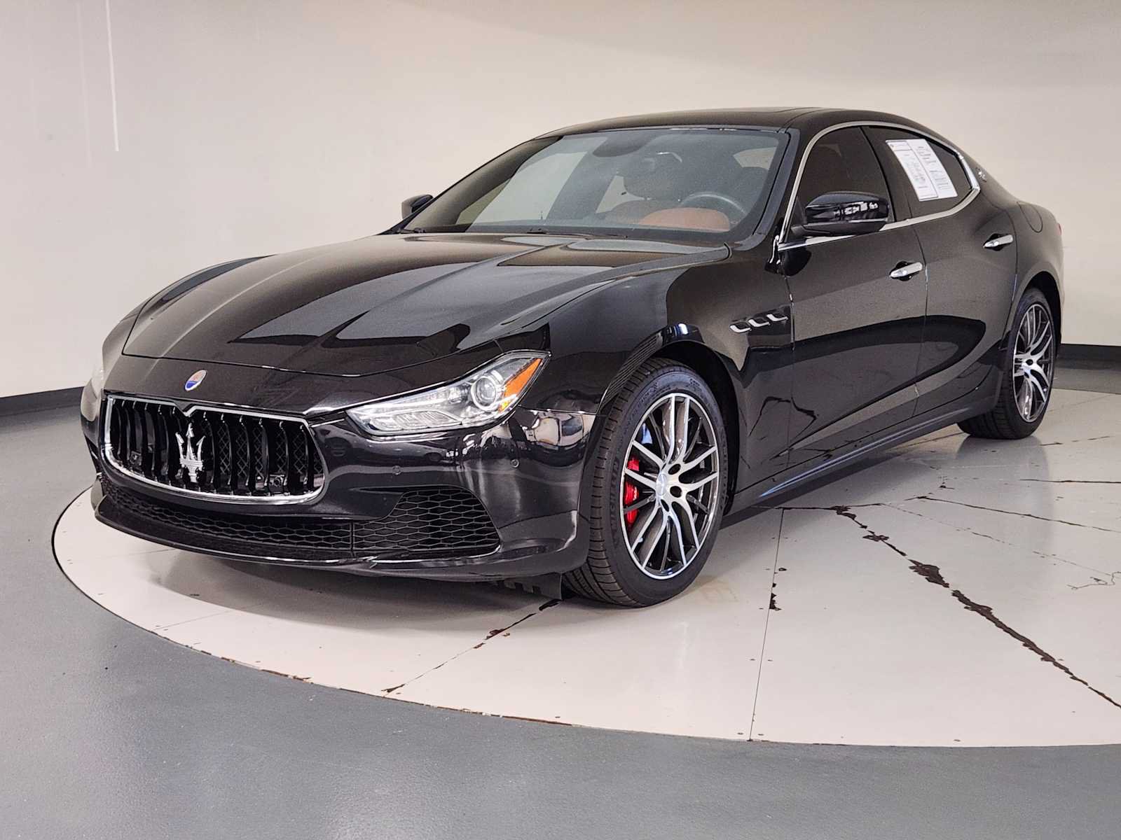 Used 2017 Maserati Ghibli RWD image 1