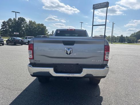 Used 2020 RAM 2500 Tradesman w/ Chrome Appearance Group AWD/4WD image 6