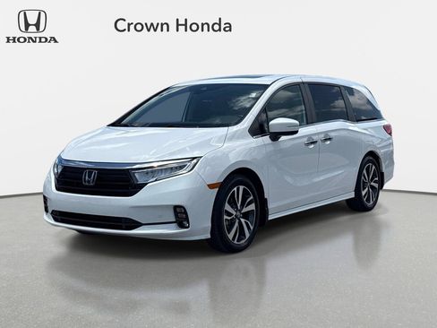 Used 2024 Honda Odyssey Touring image 1