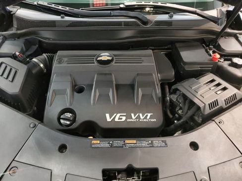 Used 2016 Chevrolet Equinox LTZ w/ Enhanced Convenience Package image 23