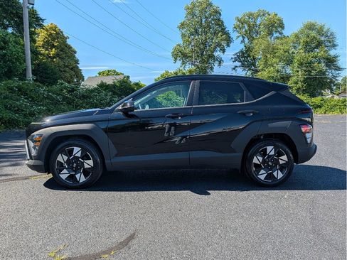 Used 2024 Hyundai Kona SEL FWD image 9
