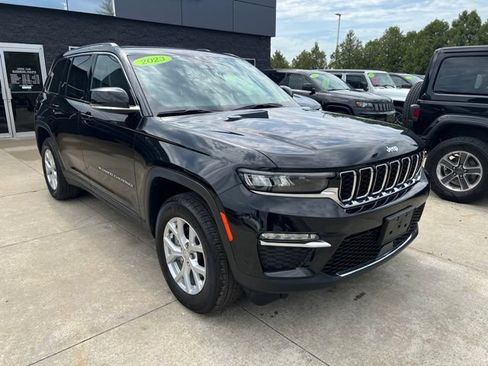 Certified 2023 Jeep Grand Cherokee Limited AWD/4WD image 1