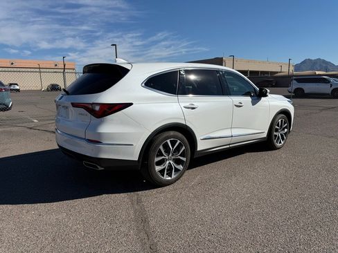 Used 2022 Acura MDX FWD w/ Technology Package image 3