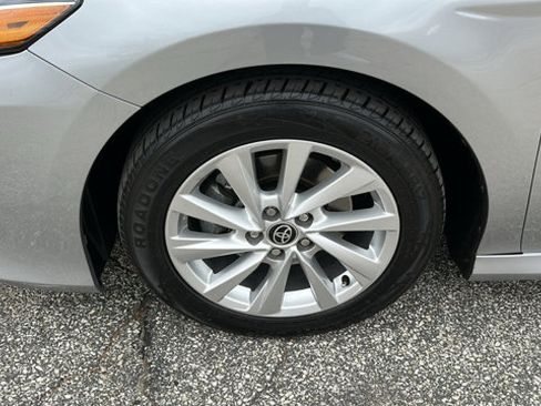 Used 2023 Toyota Camry LE image 8