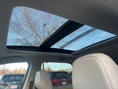 Certified 2023 Nissan Pathfinder SL w/ SL Premium Package image 8