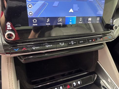 Used 2022 Jeep Wagoneer Series I w/ Premium Group I image 38