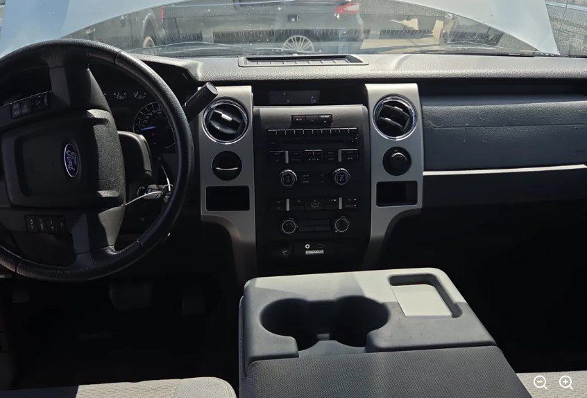 Used 2011 Ford F150 XLT w/ XLT Chrome Pkg RWD image 9