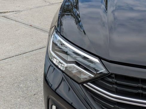 Used 2024 Volkswagen Jetta Sport image 9