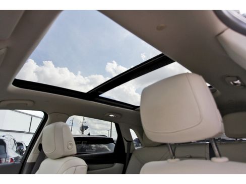 Used 2025 Cadillac XT5 Premium Luxury w/ LPO, Floor Liner Package image 30