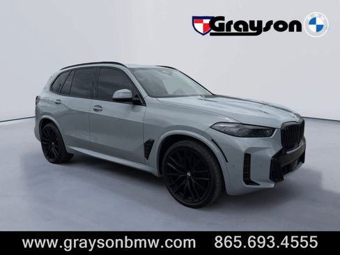Used 2024 BMW X5 xDrive40i w/ Executive Package AWD/4WD image 1
