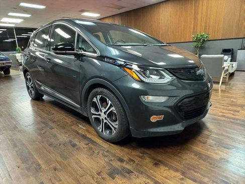 Used 2020 Chevrolet Bolt LT image 7