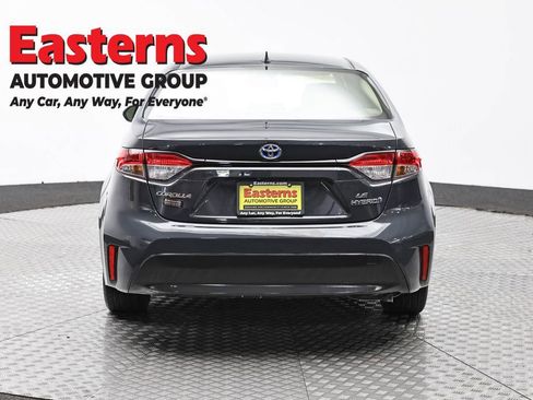 Used 2023 Toyota Corolla LE FWD image 6