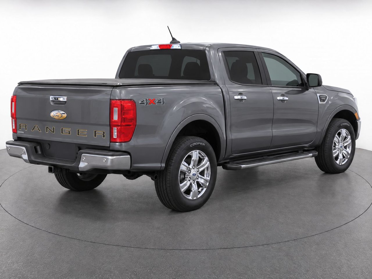 Used 2021 Ford Ranger XLT w/ Equipment Group 301A Mid AWD/4WD image 4