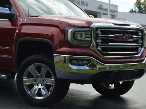 Used 2018 GMC Sierra 1500 SLT AWD/4WD image 2