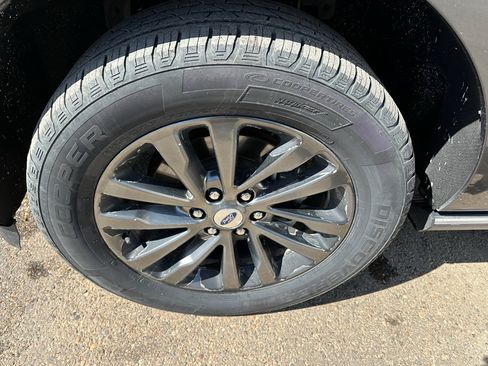 Certified 2020 Ford Expedition Max Limited AWD/4WD image 36