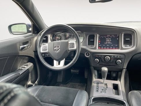 Used 2014 Dodge Charger R/T RWD image 11