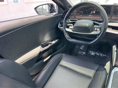 Used 2024 Lucid Air Touring AWD/4WD image 19