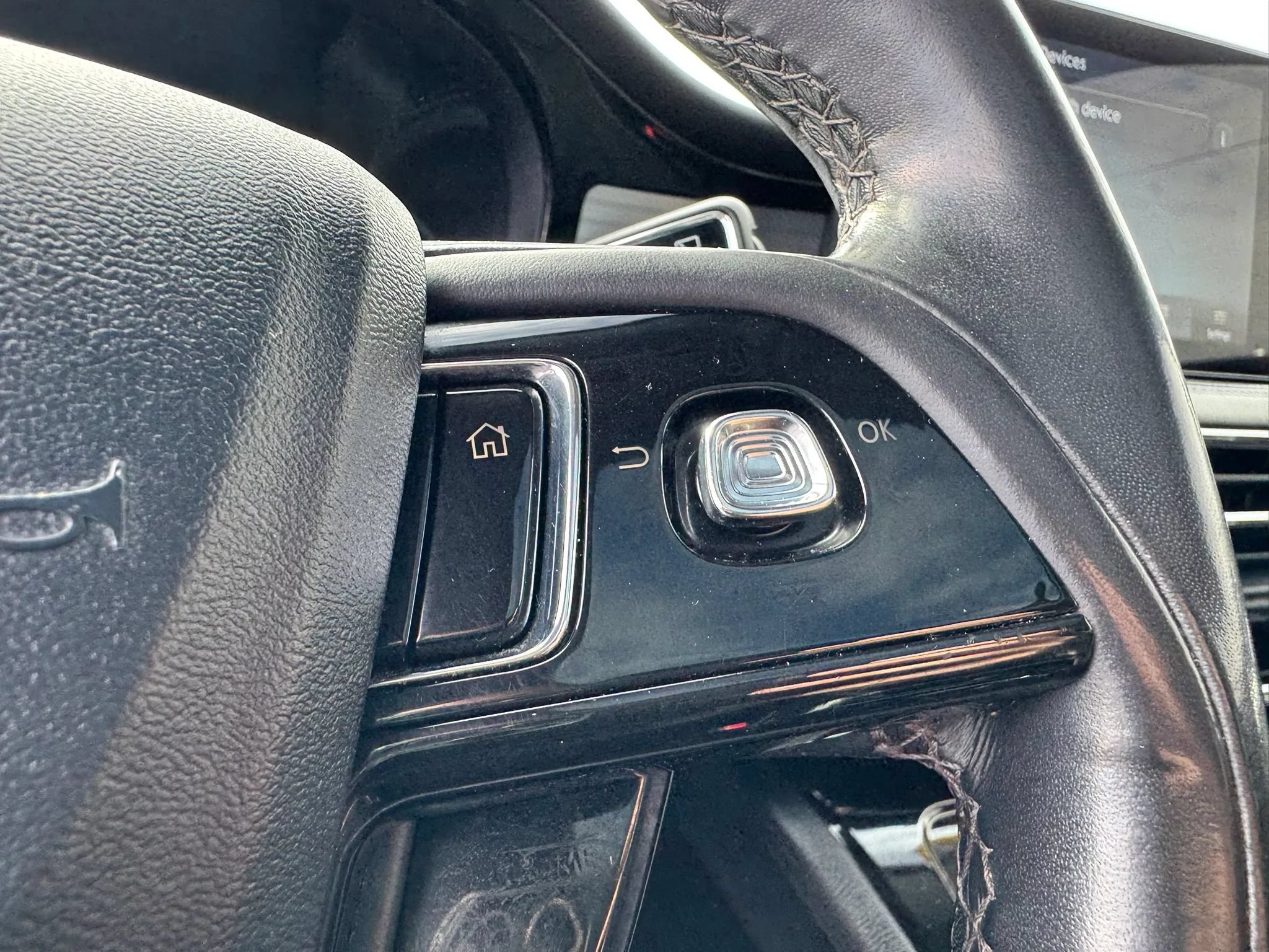 Used 2022 Lincoln Corsair AWD w/ Premium Package image 24