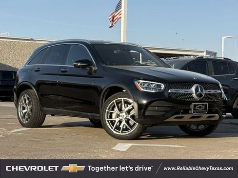Used 2022 Mercedes-Benz GLC 300 image 2