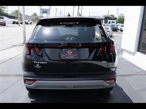 Used 2025 Hyundai Tucson SEL AWD/4WD image 6