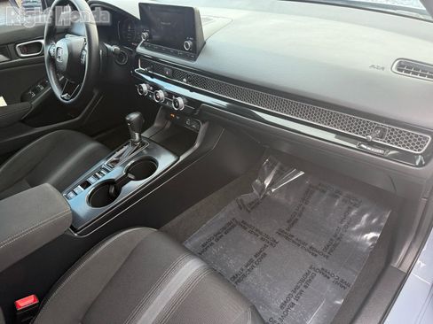 Certified 2023 Honda Civic Sport image 30