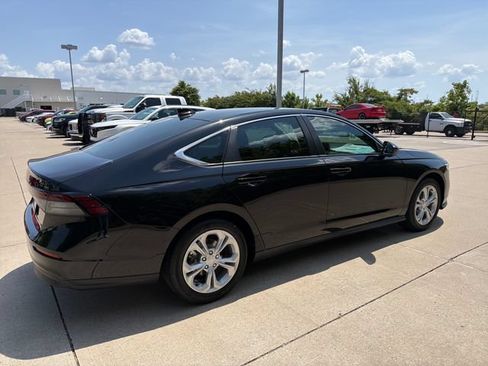 New 2026 Honda Accord LX image 5
